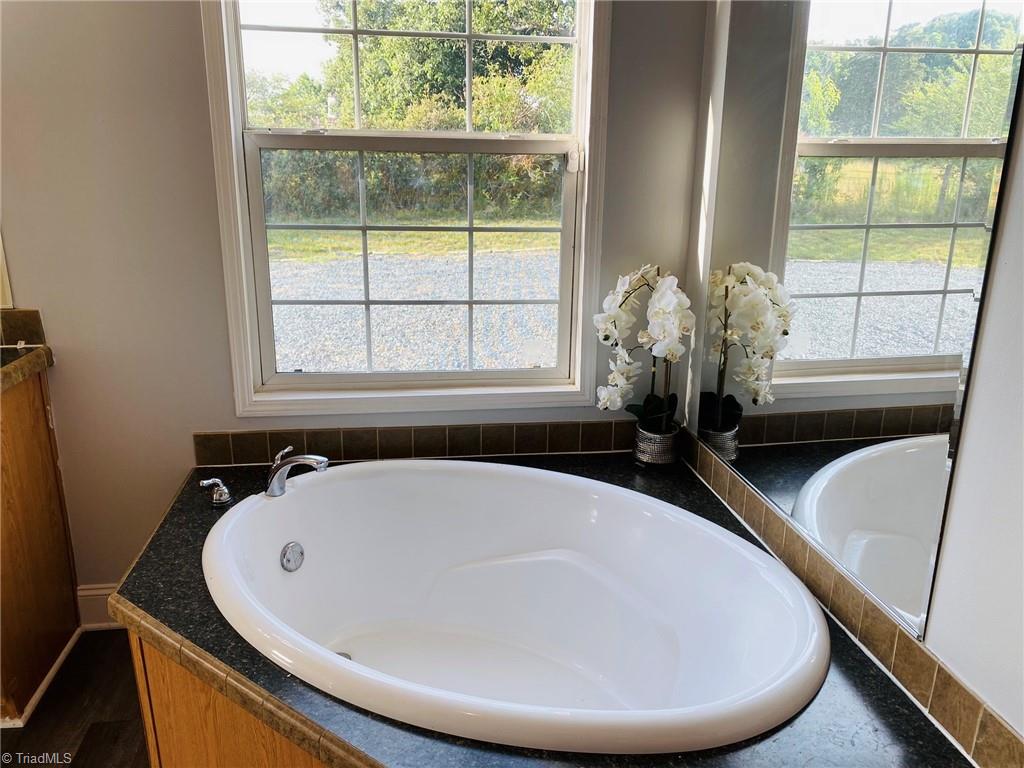 7487 Erect Road Seagrove, NC 27341 - Photo 14 of 20 Garden tub- master bath
