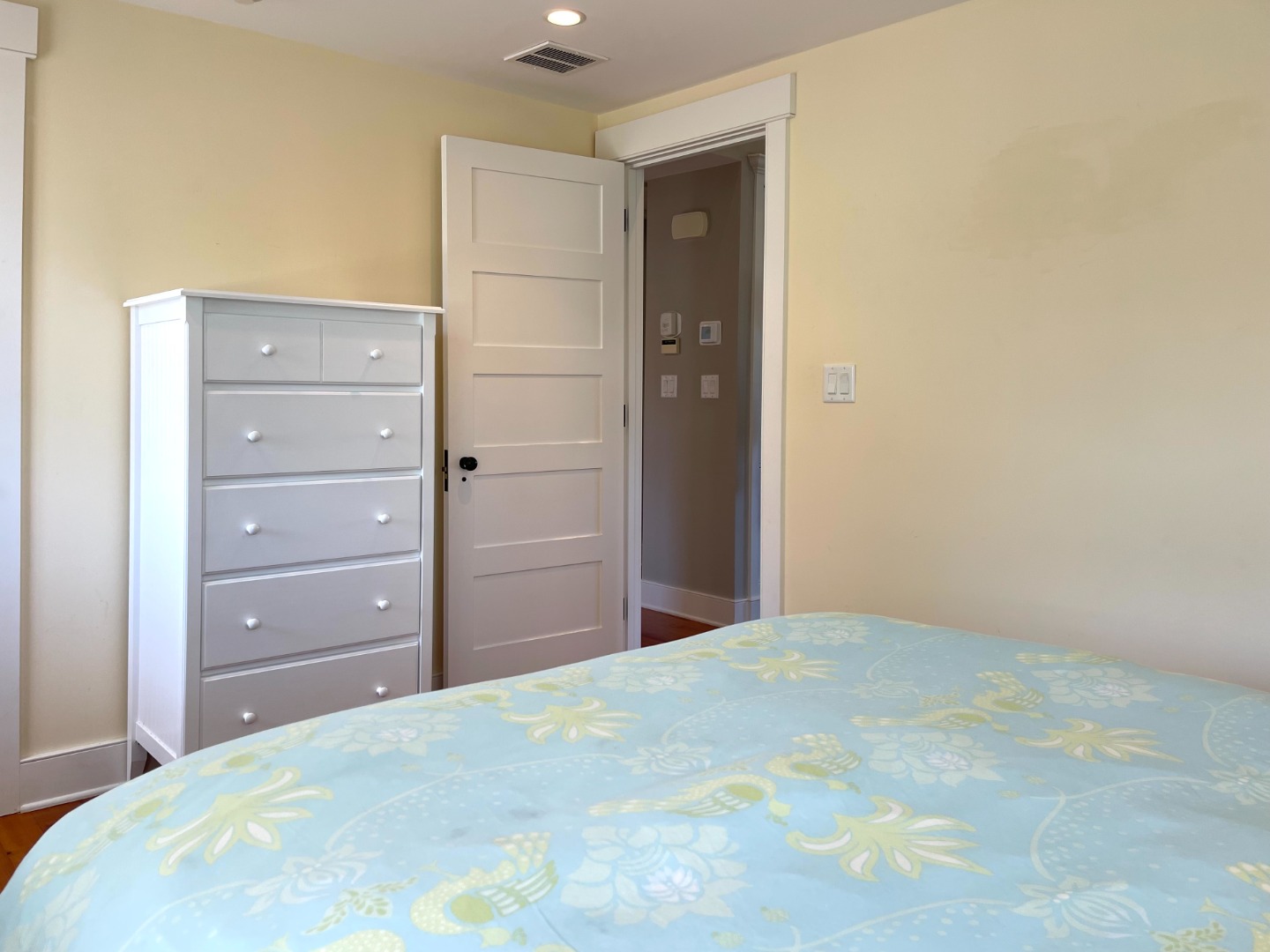 22 King Street Nantucket, MA 02554 - Photo 25 of 43