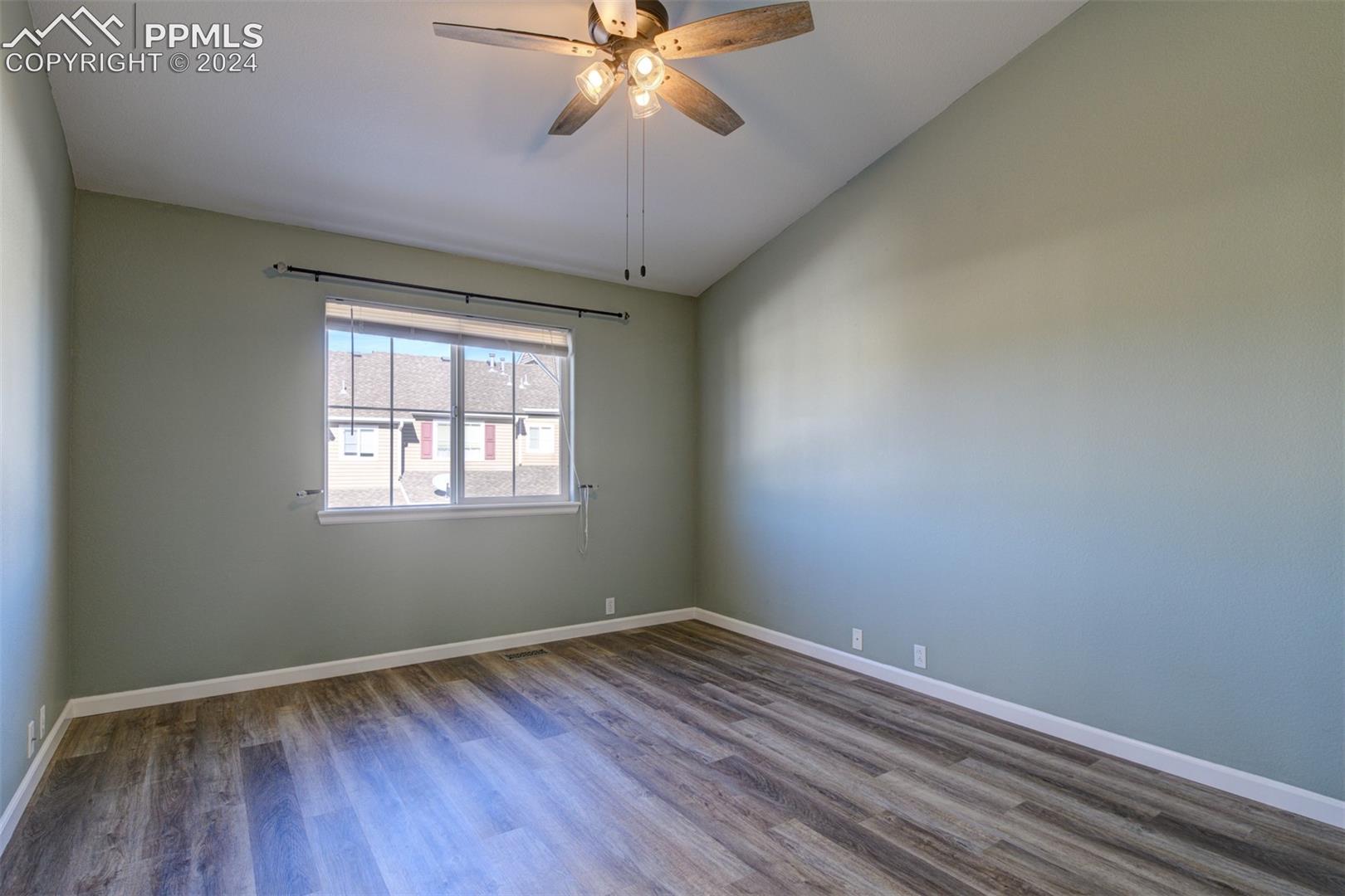 4104 Diamond Ridge View Colorado Springs, CO 80918 - Photo 16 of 36 Gallery Image 16