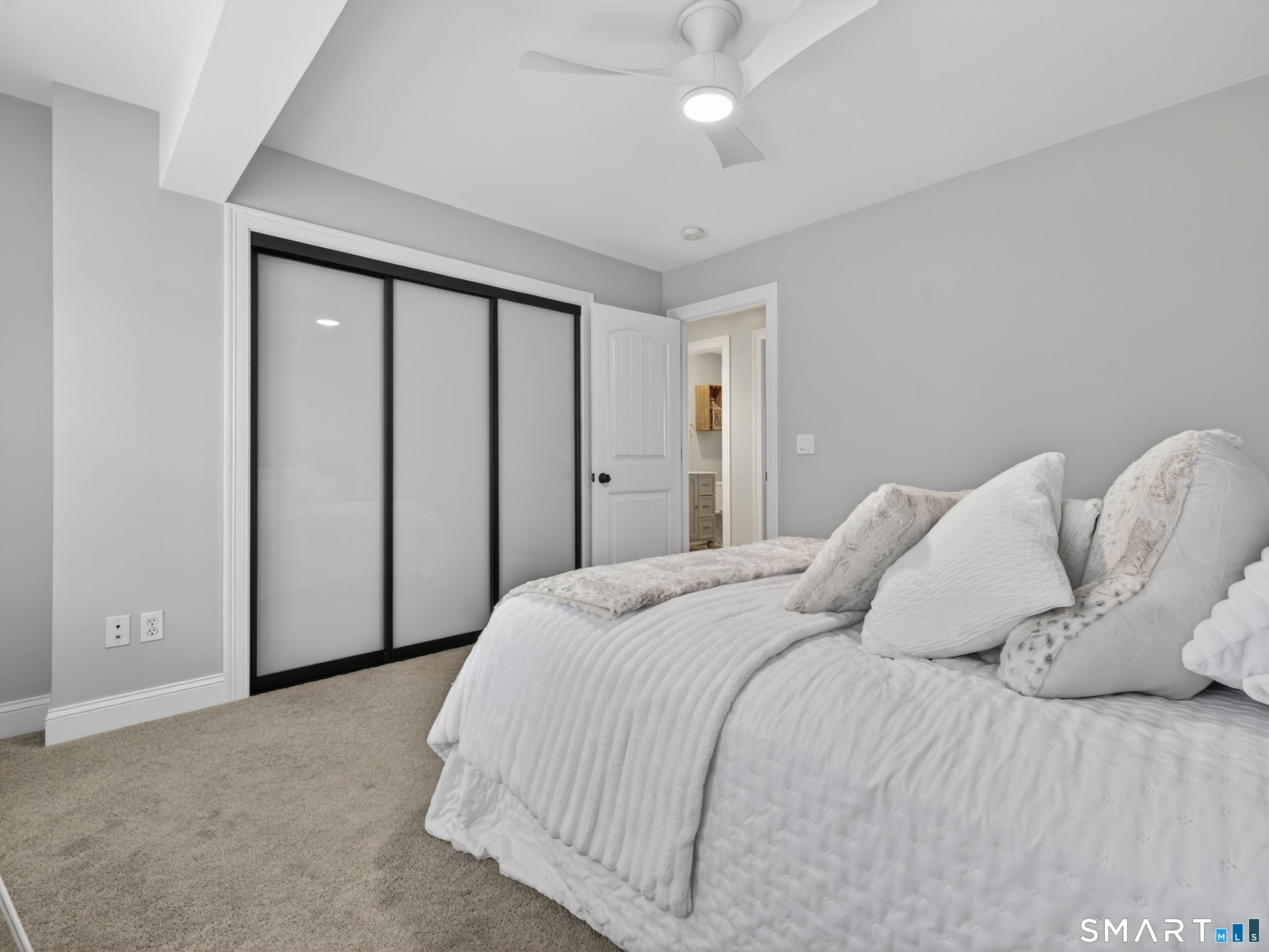 4 Beach Road Old Saybrook, CT 06475 - Photo 19 of 38