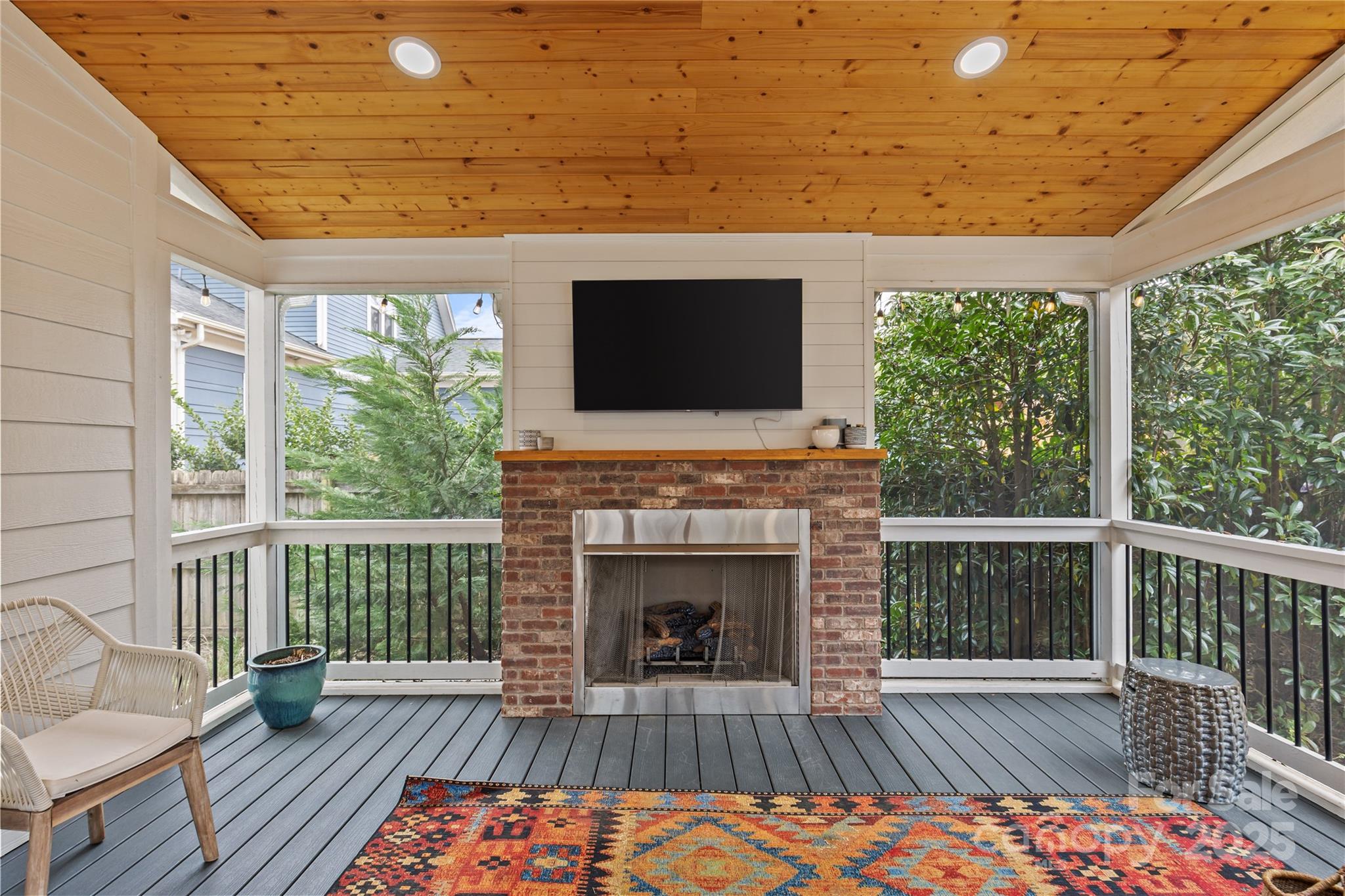 2425 Kingsbury Drive Charlotte, NC 28205 - Photo 42 of 47