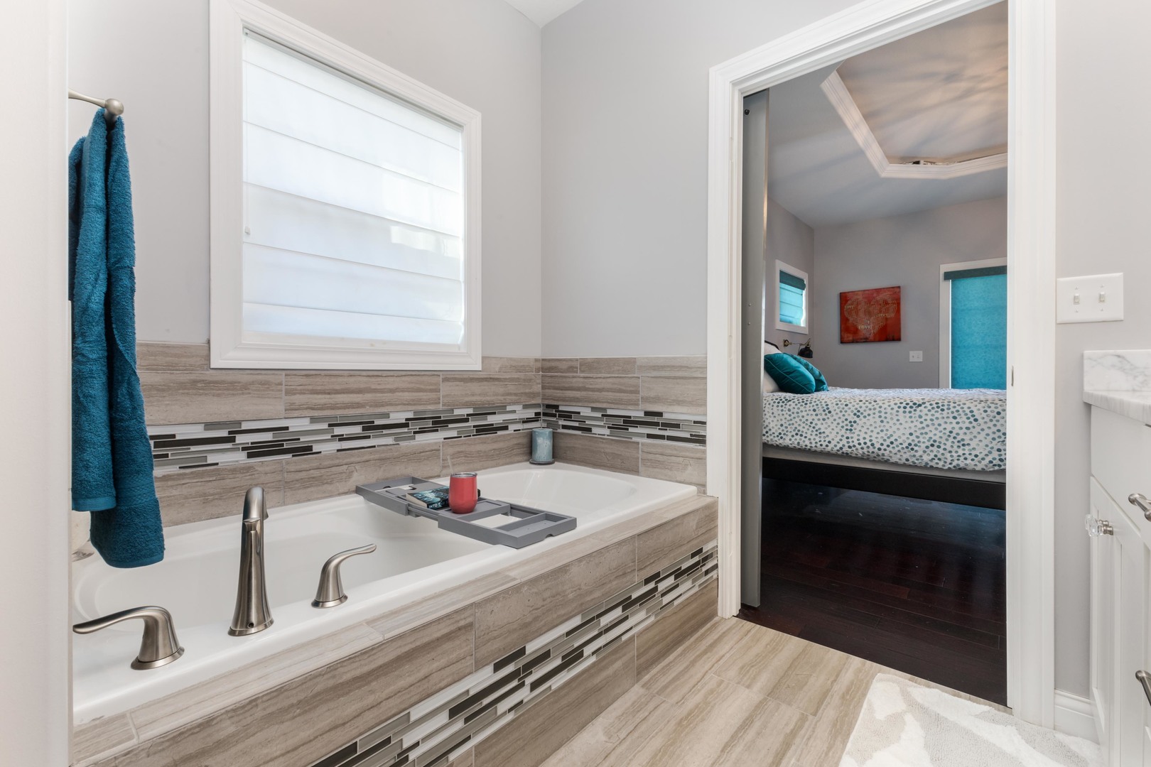 2603 Piney Run Bloomington, IL 61705 - Photo 19 of 42 a kitchen with a sink stove and refrigerator