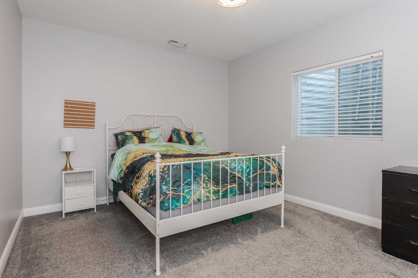 2603 Piney Run Bloomington, IL 61705 - Photo 30 of 42 a bedroom with a bed and a window