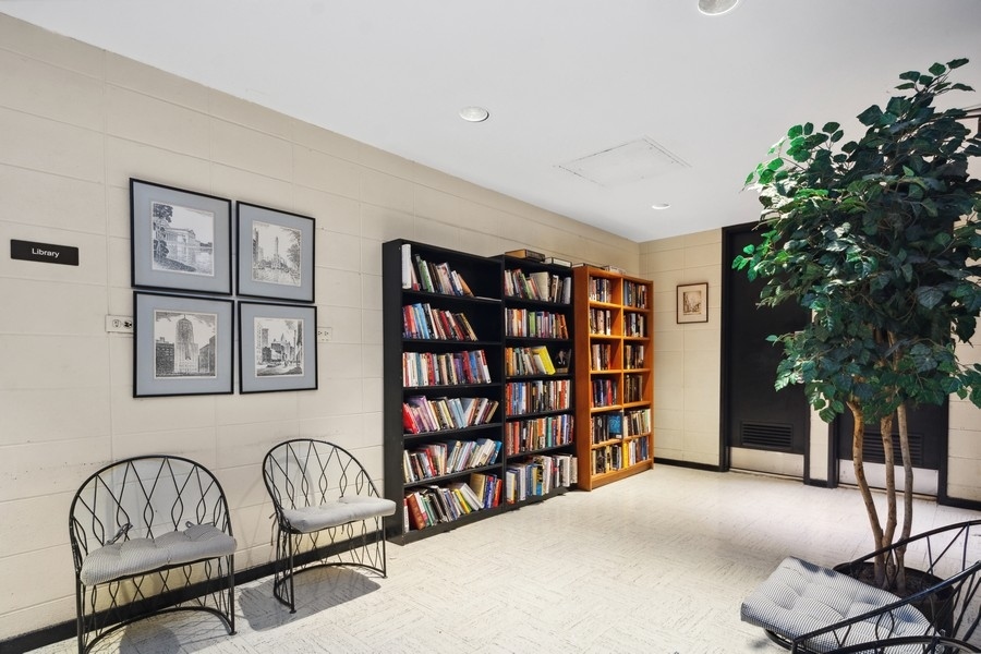1310 North Ritchie Court, Unit 6D Chicago, IL 60610 - Photo 25 of 26 Gallery Image 25