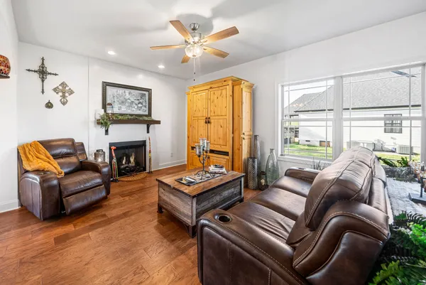 $449,000 | 2968 Kirkwood Road, Clarksville, TN 37043