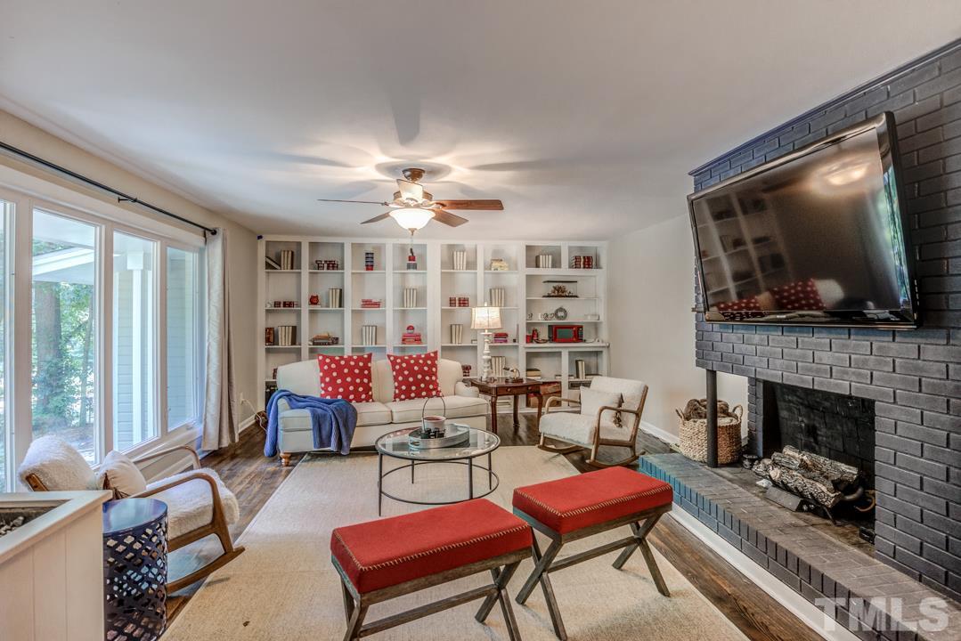 13113 Strickland Road Raleigh, NC 27613 - Photo 4 of 30