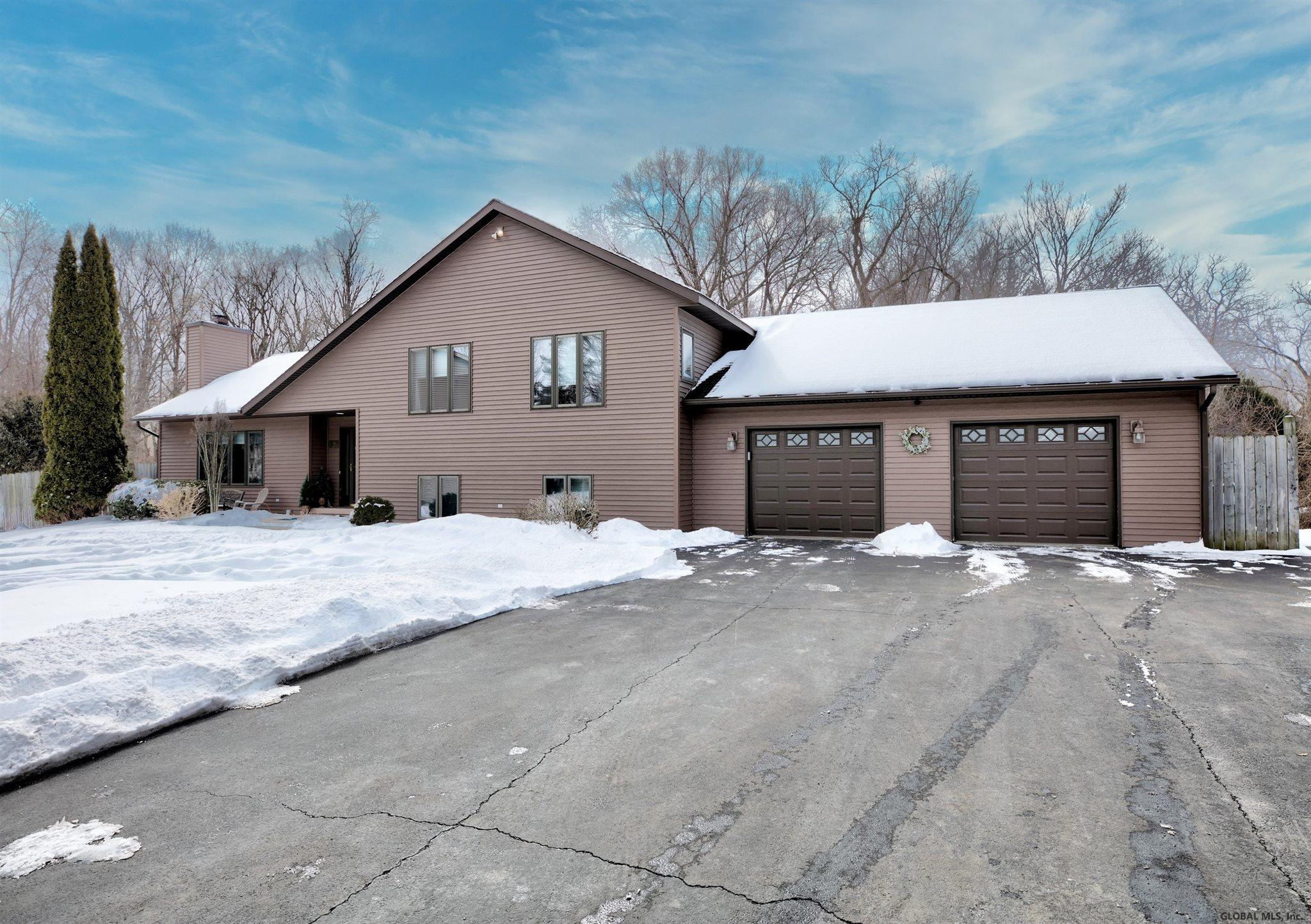 184 Osborne Road Colonie, NY 12205 - Photo 33 of 47 Photo 33