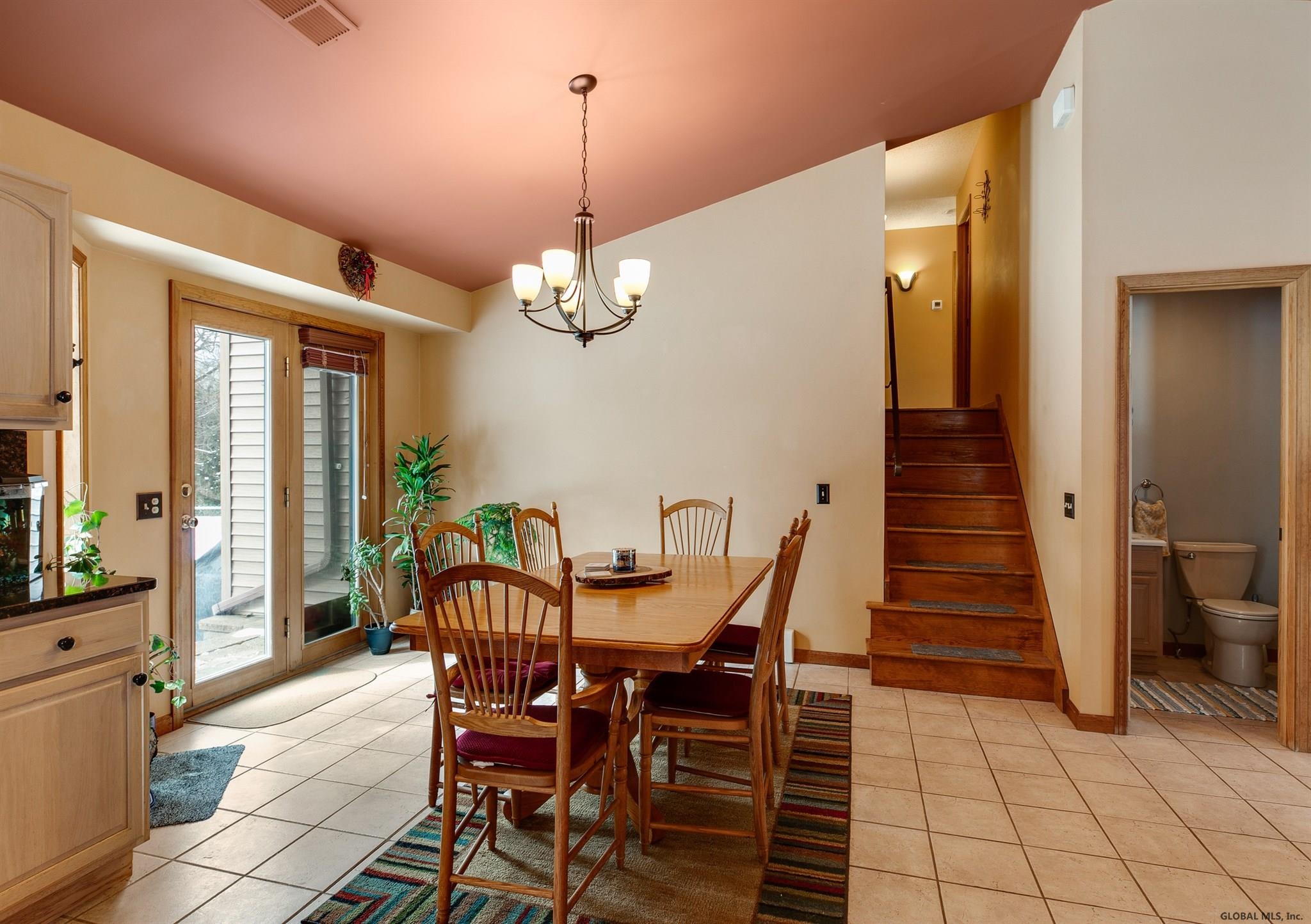 184 Osborne Road Colonie, NY 12205 - Photo 10 of 47 Photo 10