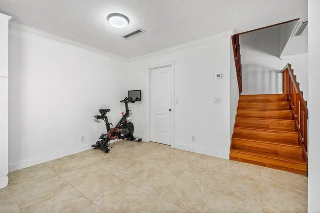 $2,300 | 2453 Waterside Drive, Lake Worth, FL 33461