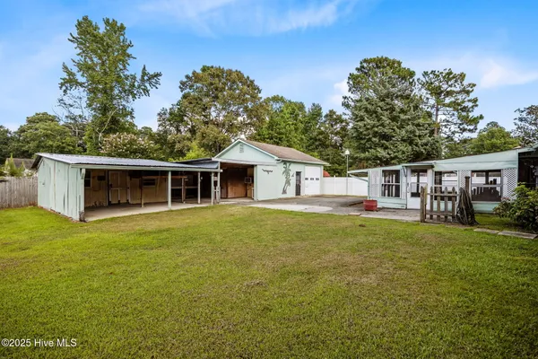 $275,000 | 913 Colony Drive, New Bern, NC 28562