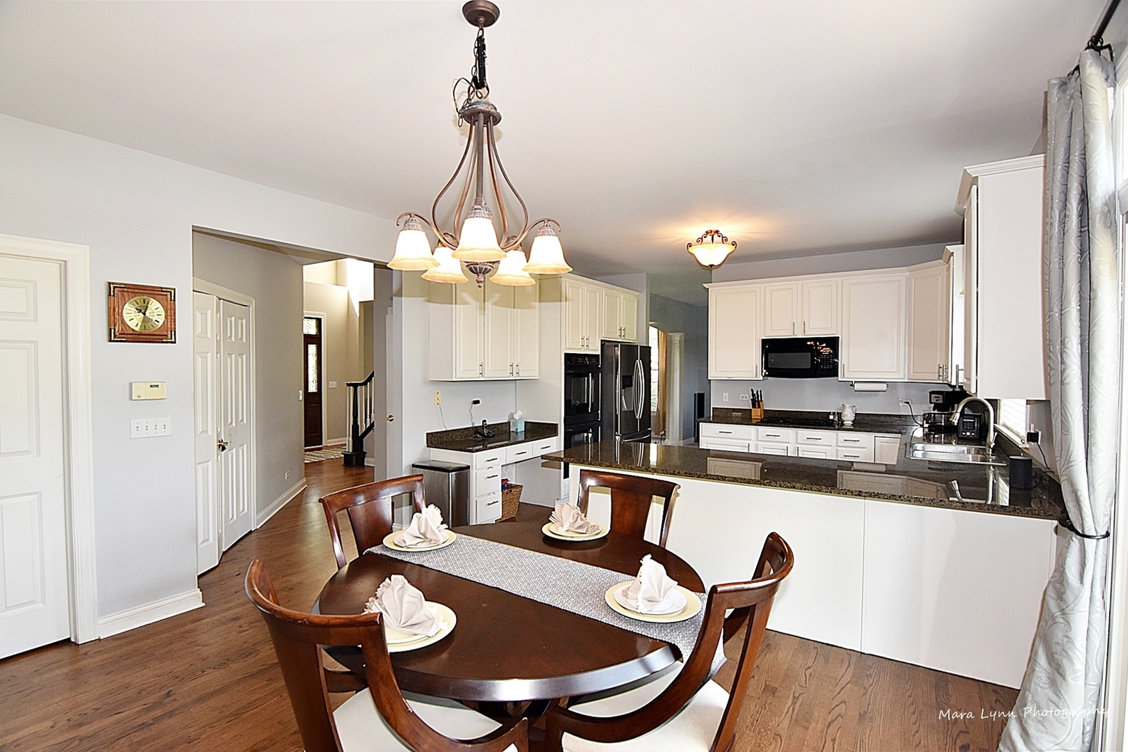 37W200 Red Gate Road St. Charles, IL 60175 - Photo 6 of 47 a view of a dining room with furniture