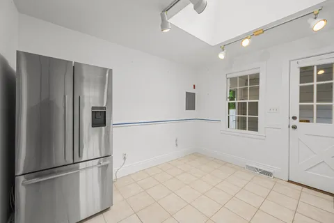 $650,000 | 244 Craigville Beach Road, Hyannis, MA 02601
