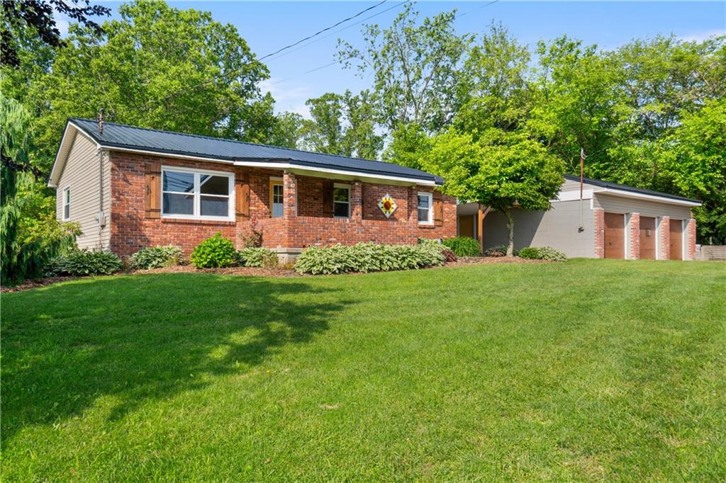 988 Croft Road Greensburg, PA 15601 - Photo 1 of 37 Gallery Image 1