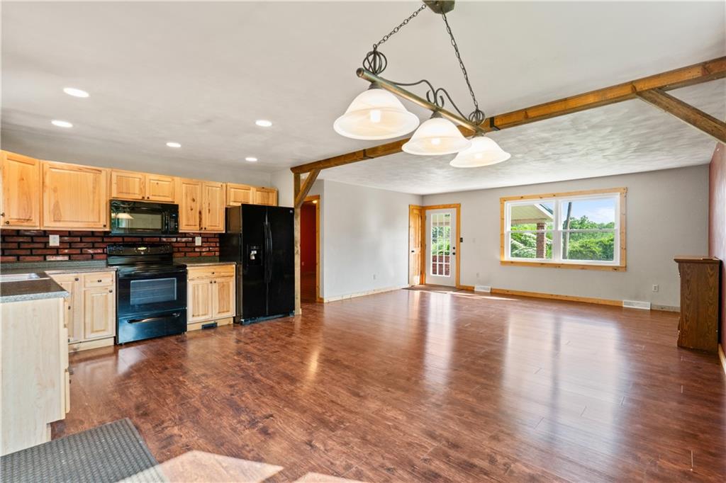 988 Croft Road Greensburg, PA 15601 - Photo 12 of 37 Gallery Image 12