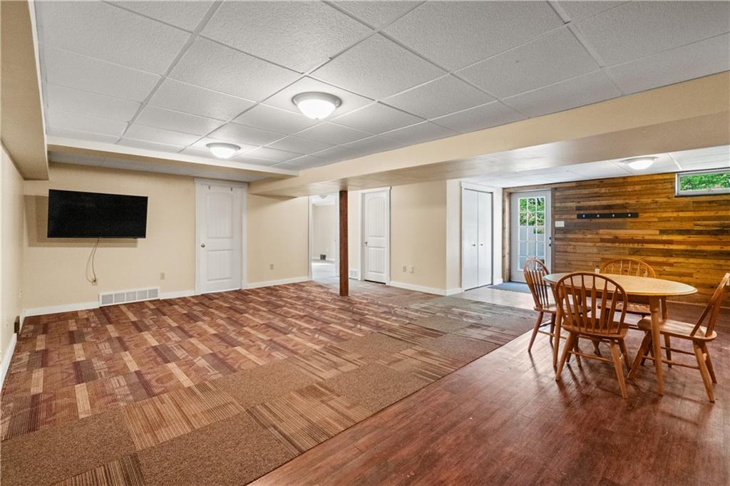 988 Croft Road Greensburg, PA 15601 - Photo 23 of 37 Gallery Image 23