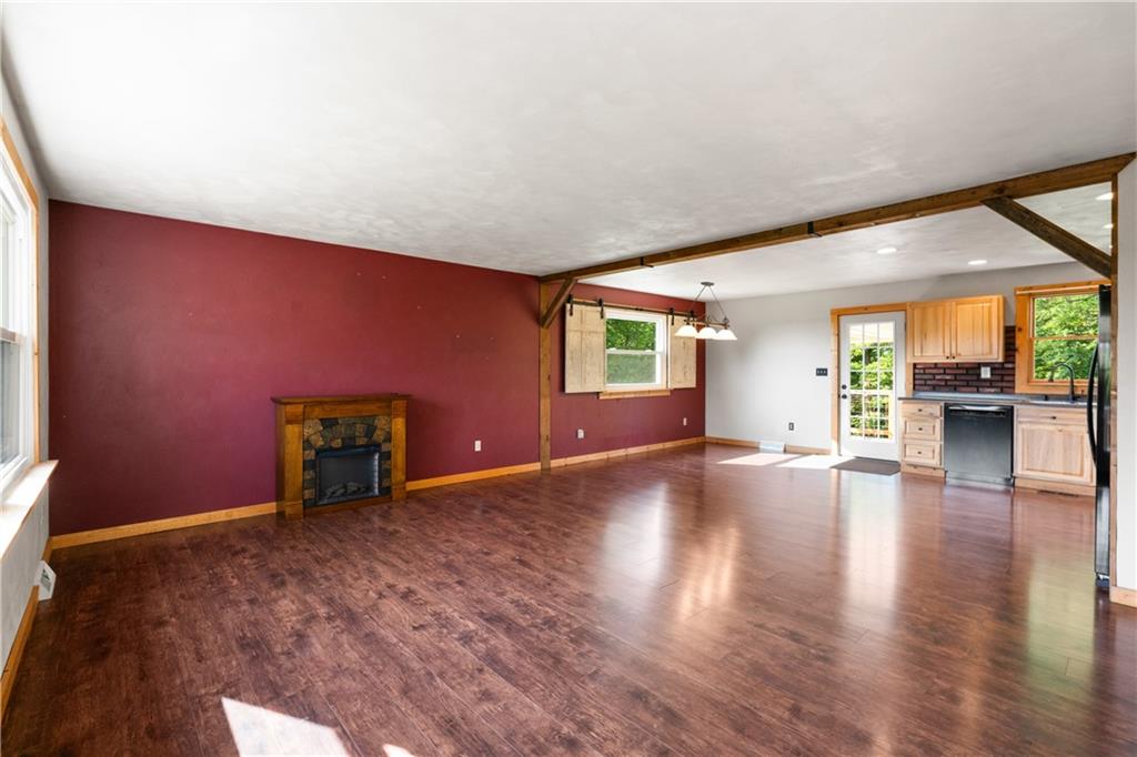 988 Croft Road Greensburg, PA 15601 - Photo 7 of 37 Gallery Image 7