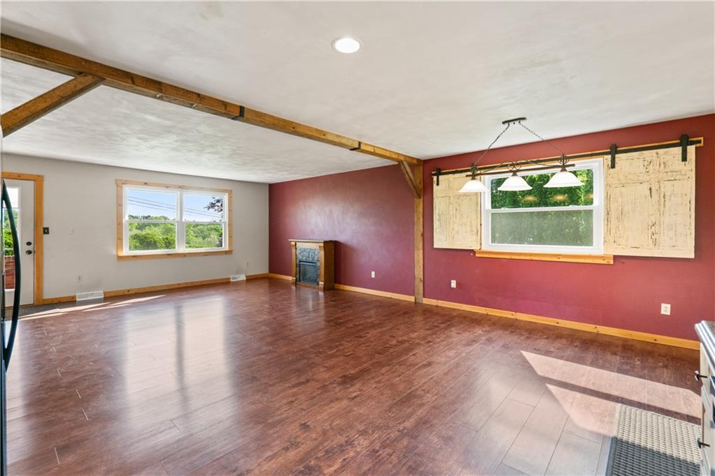 988 Croft Road Greensburg, PA 15601 - Photo 9 of 37 Gallery Image 9