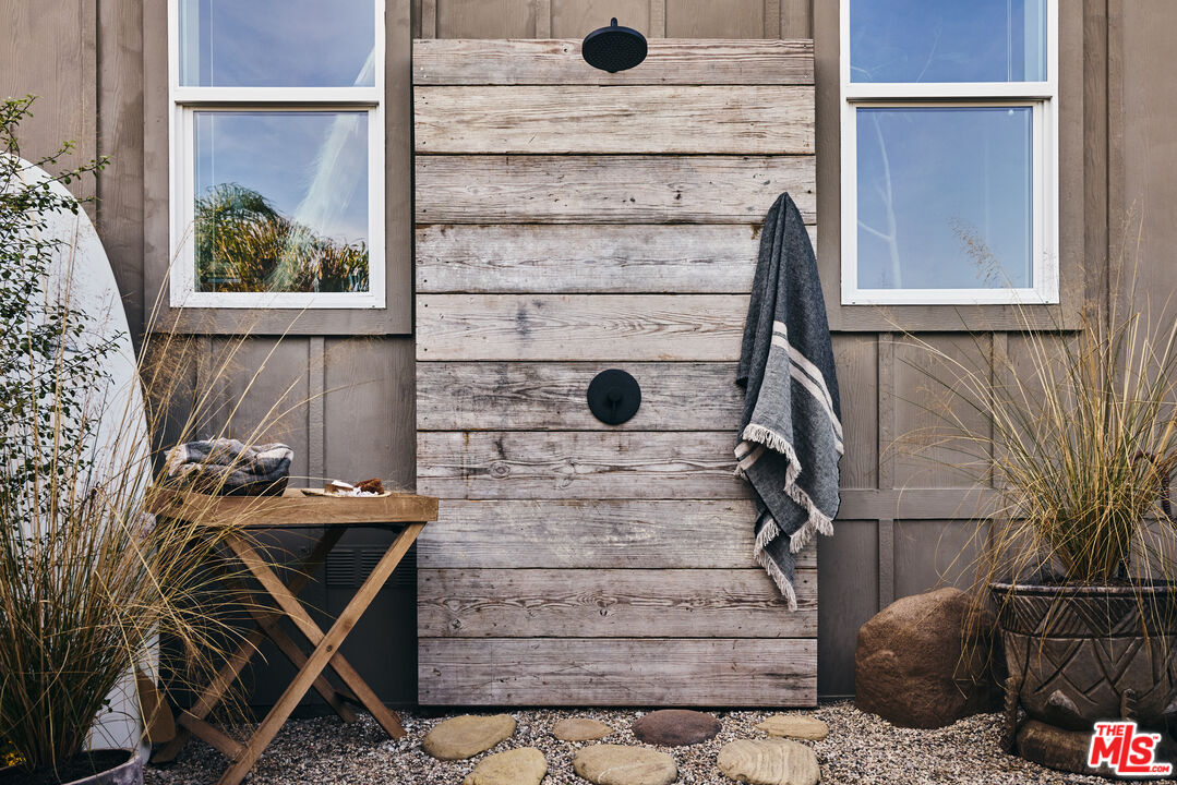 29500 Heathercliff Road, Unit 71 Malibu, CA 90265 - Photo 24 of 25