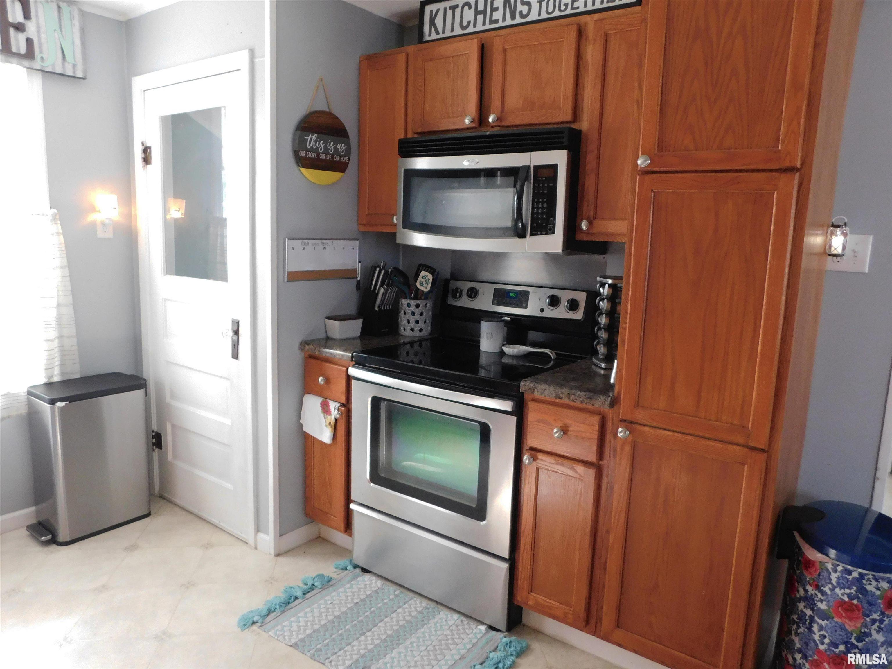 208 Reservoir Road Pekin, IL 61554 - Photo 14 of 27 Gallery Image 14
