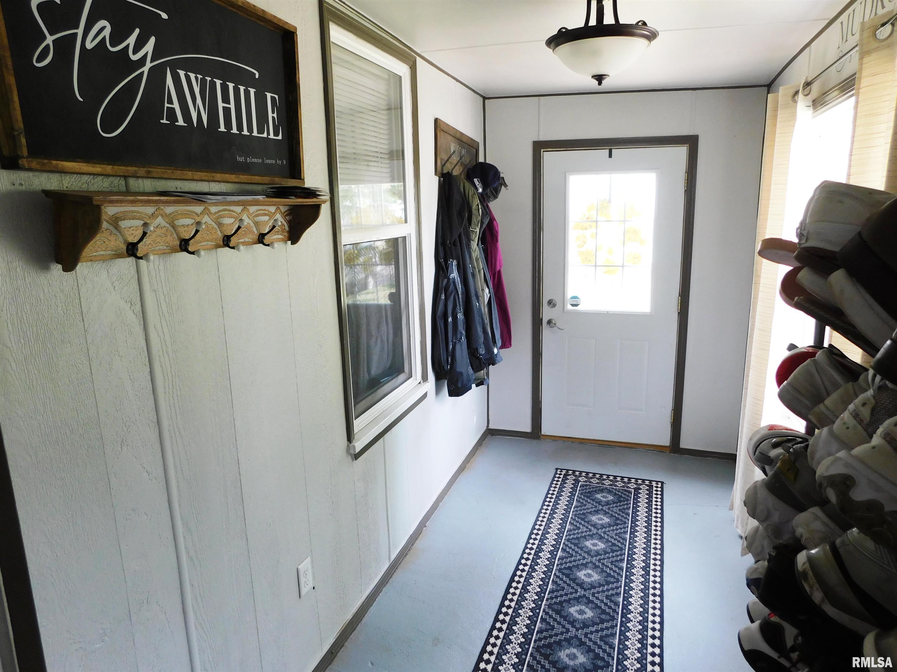 208 Reservoir Road Pekin, IL 61554 - Photo 3 of 27 Gallery Image 3