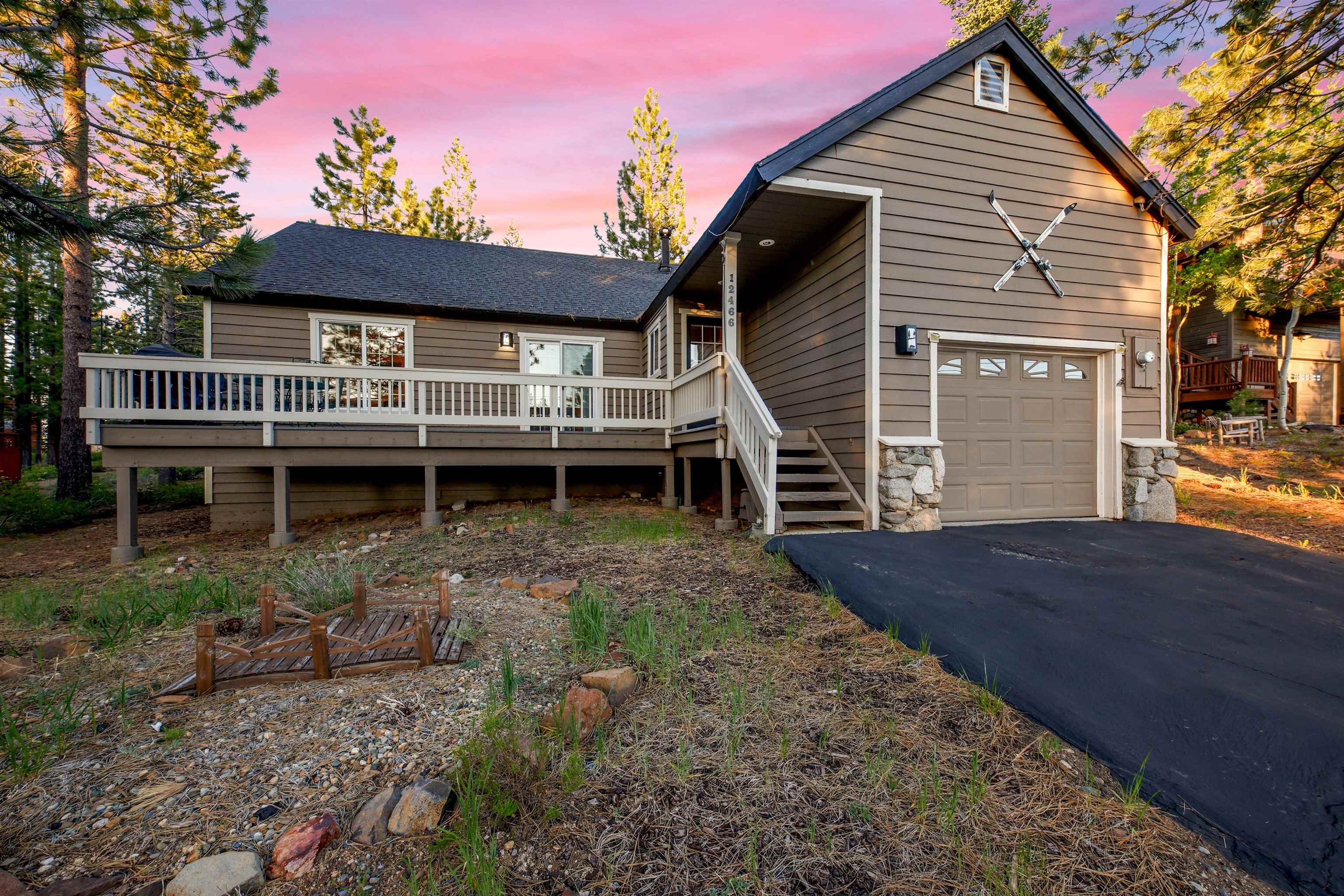 12466 Pinnacle Loop Truckee, CA 96161 - Photo 1 of 28