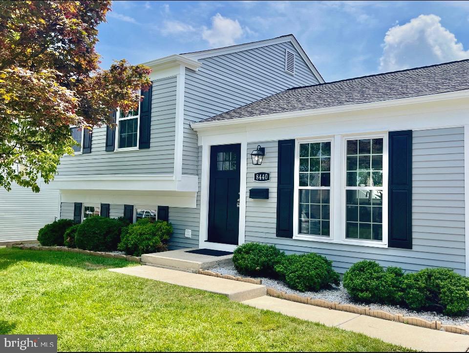 8440 Spring Road Pasadena, MD 21122 - Photo 3 of 32