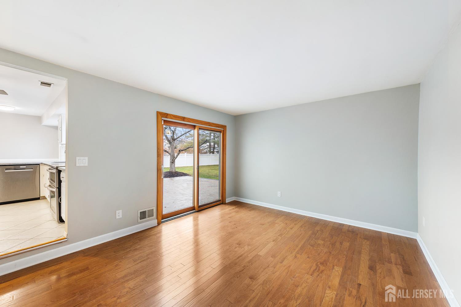 46 Parker Road Plainsboro, NJ 08536 - Photo 14 of 28