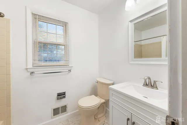 $775,000 | 46 Parker Road, Plainsboro, NJ 08536