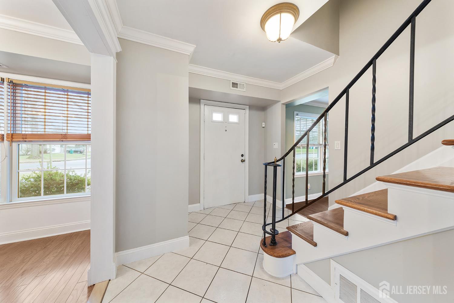 46 Parker Road Plainsboro, NJ 08536 - Photo 5 of 28