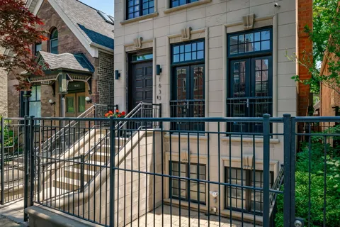 $2,000,000 | 1633 North Wolcott Avenue, Chicago, IL 60622