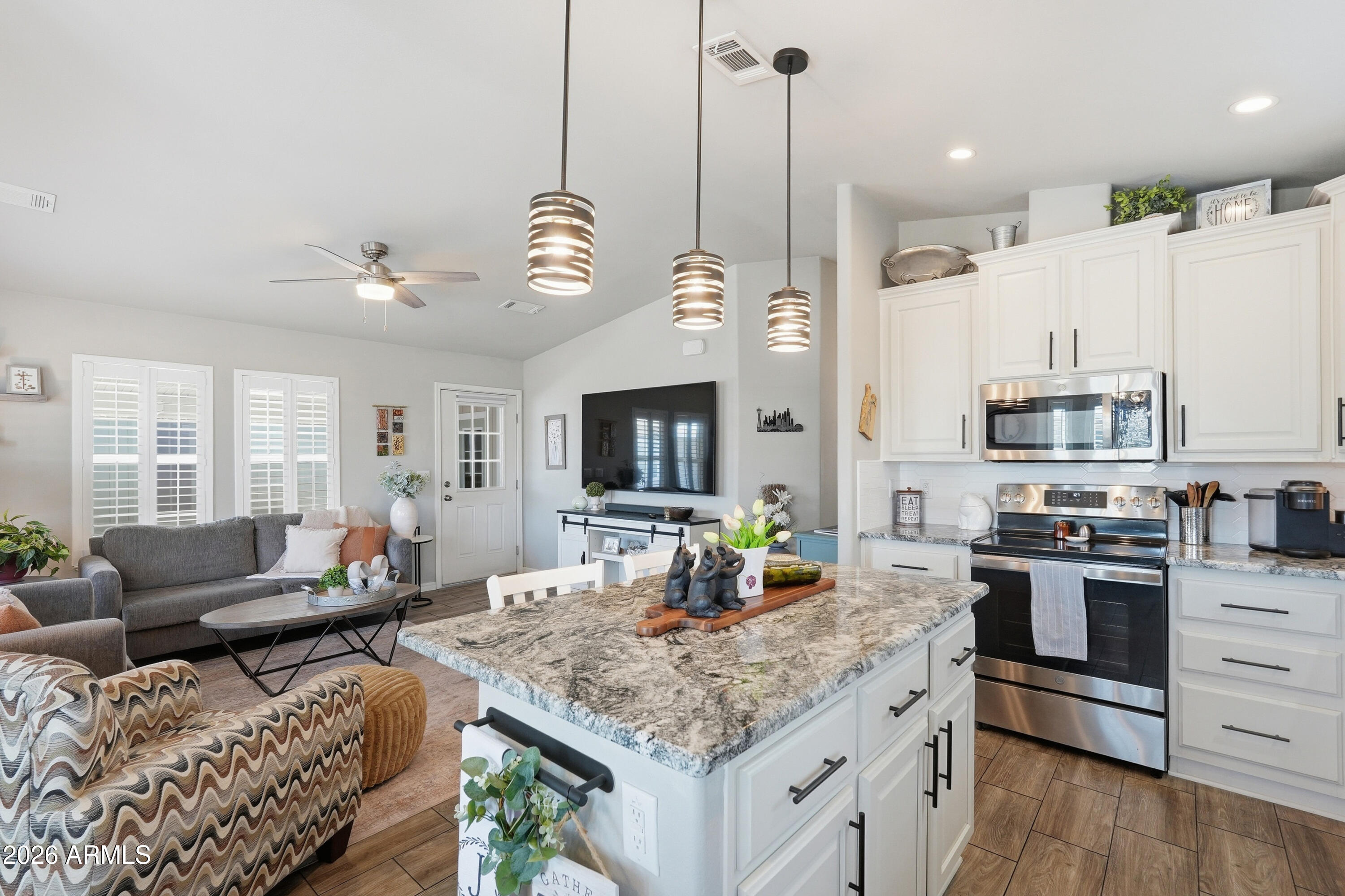 650 North Hawes Road, Unit 3318 Mesa, AZ 85207 - Photo 10 of 56 Stainless steel appliances
