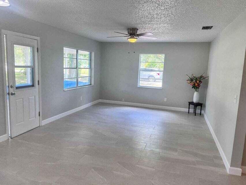 2410 South Brocksmith Road Fort Pierce, FL 34945 - Photo 12 of 65 Brocksmith 12
