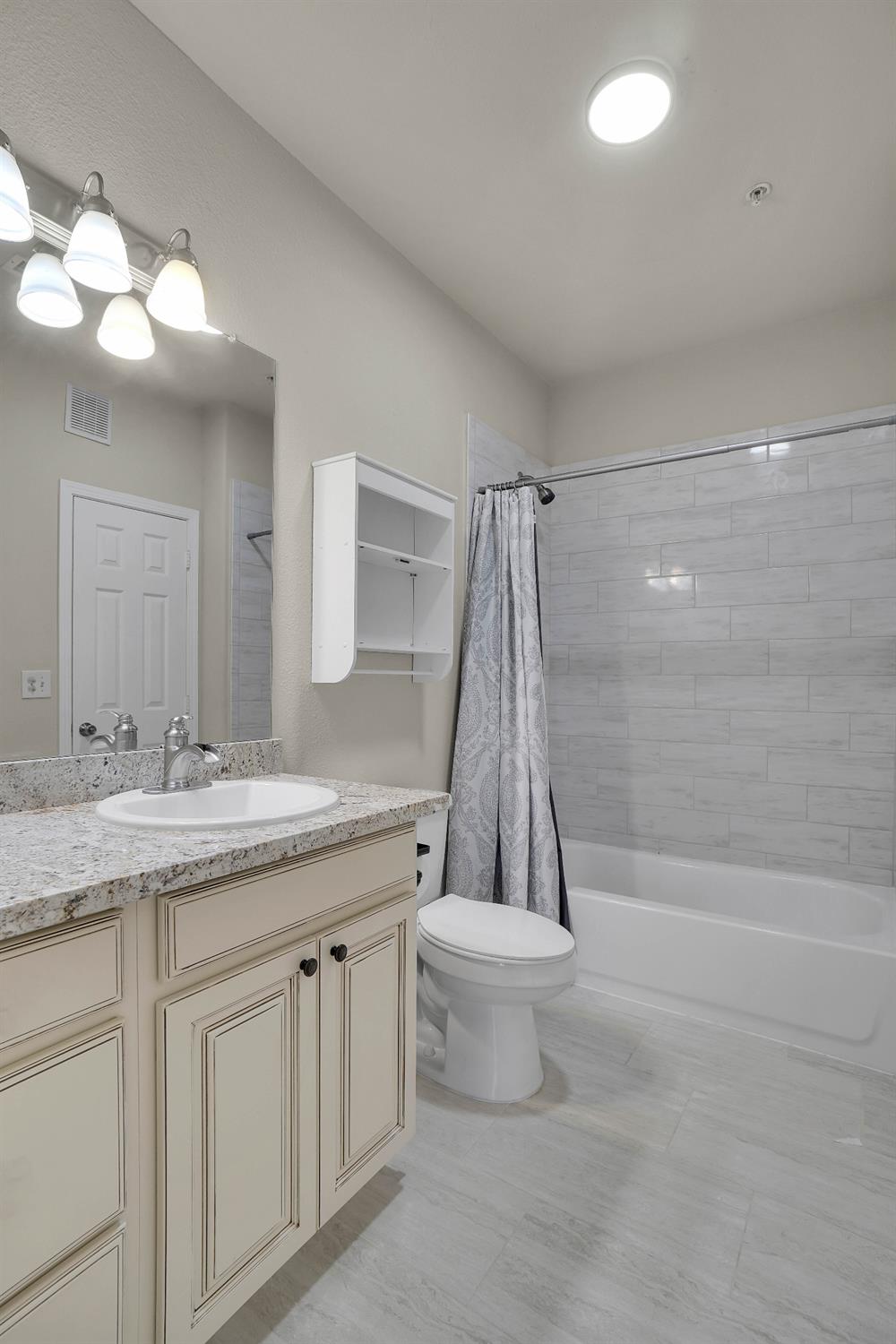 8434 Walerga Road, Unit 128 Antelope, CA 95843 - Photo 13 of 39