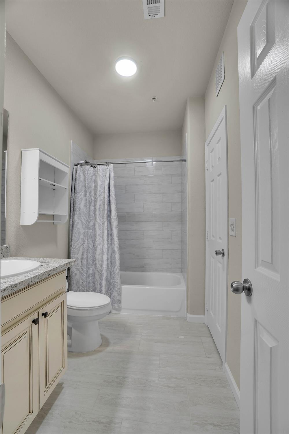 8434 Walerga Road, Unit 128 Antelope, CA 95843 - Photo 14 of 39