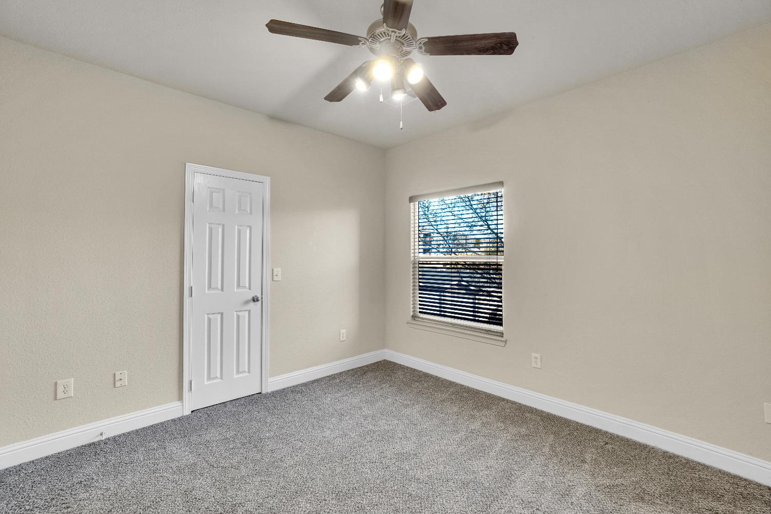 8434 Walerga Road, Unit 128 Antelope, CA 95843 - Photo 21 of 39