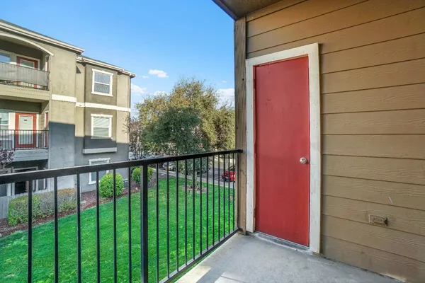 $310,000 | 8434 Walerga Road, Unit 128, Antelope, CA 95843