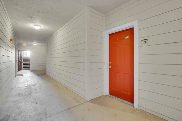$310,000 | 8434 Walerga Road, Unit 128, Antelope, CA 95843