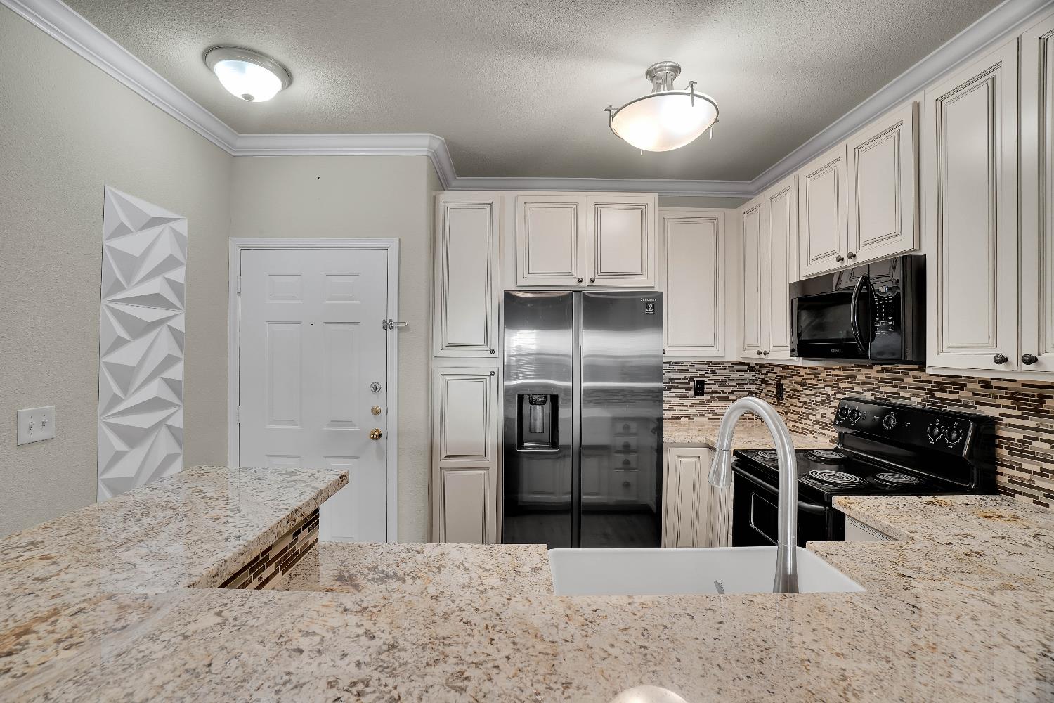 8434 Walerga Road, Unit 128 Antelope, CA 95843 - Photo 6 of 39