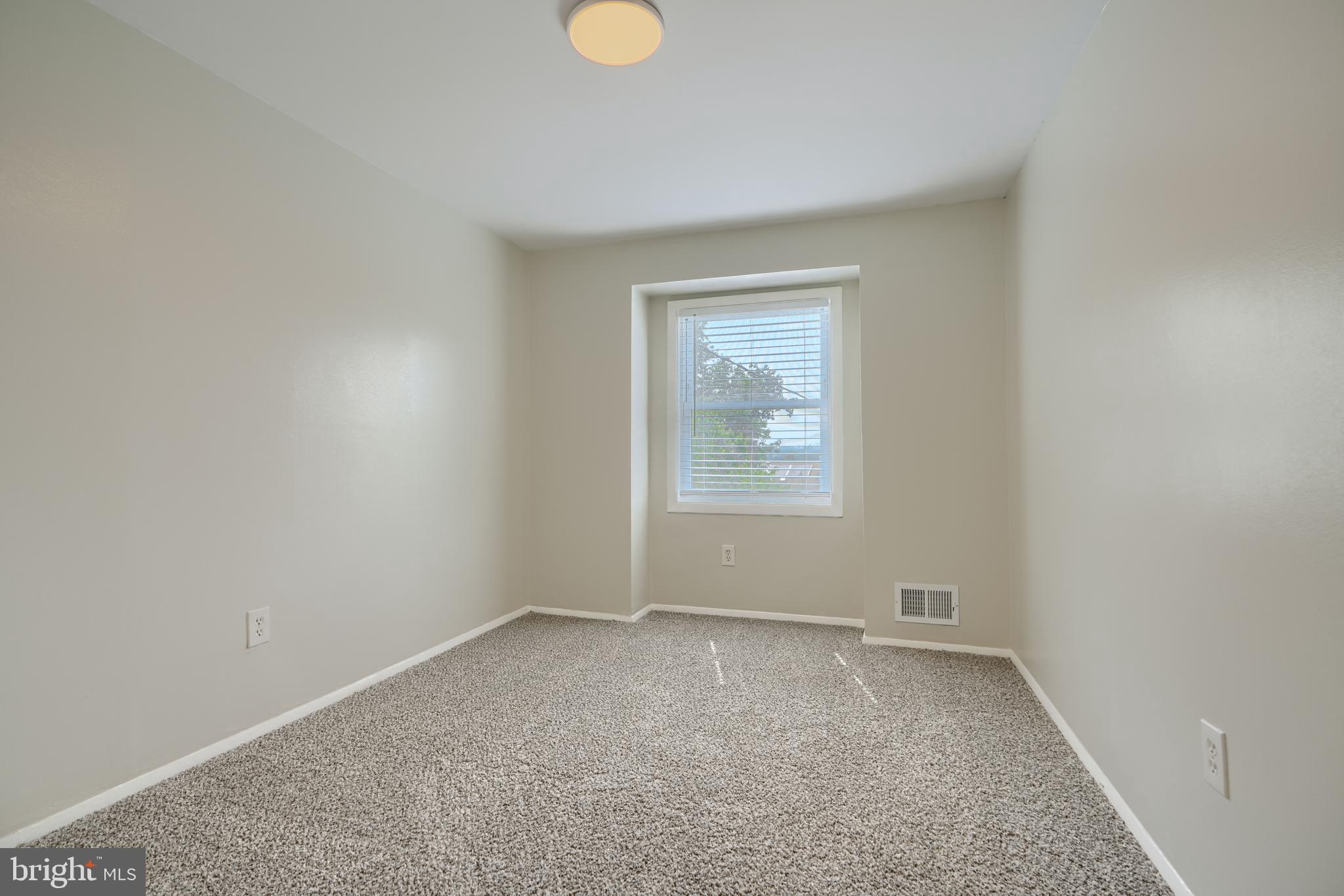 6190 Radecke Avenue Baltimore, MD 21206 - Photo 25 of 39