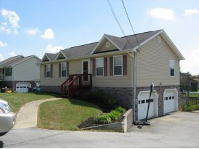 577 Old Embreeville Road Jonesborough, TN 37659 - Photo 11 of 21 Plenty of guest parking