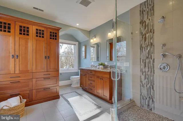 $1,200,000 | 10312 Kensington Parkway, Kensington, MD 20895