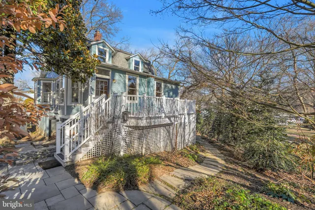 $1,200,000 | 10312 Kensington Parkway, Kensington, MD 20895