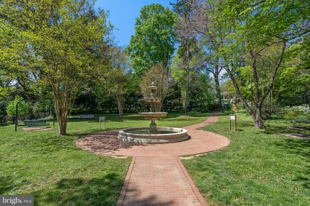 $1,200,000 | 10312 Kensington Parkway, Kensington, MD 20895