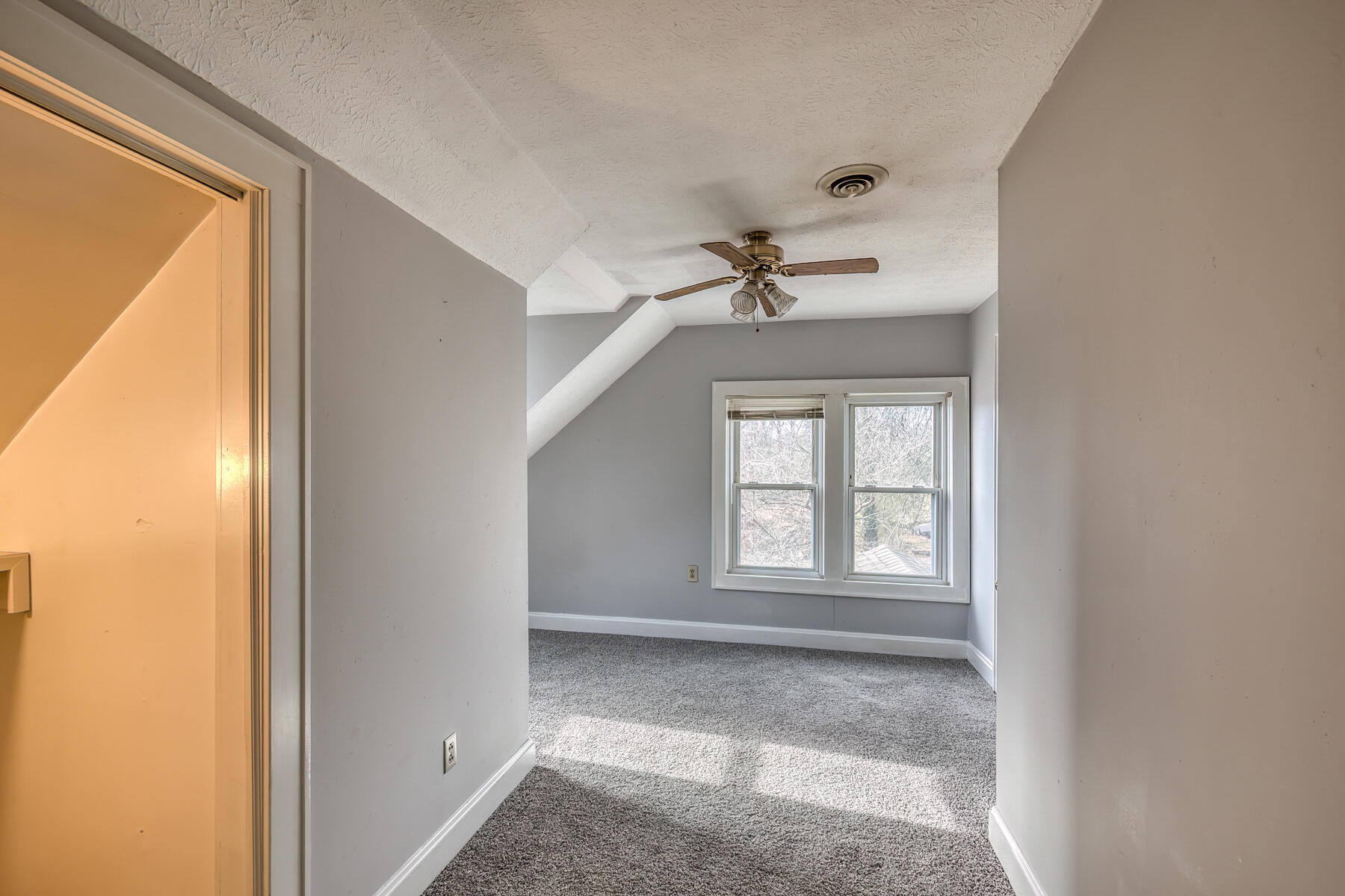 130 Crossway Road Bristol, VA 24201 - Photo 23 of 50 130 Crossway Rd 23