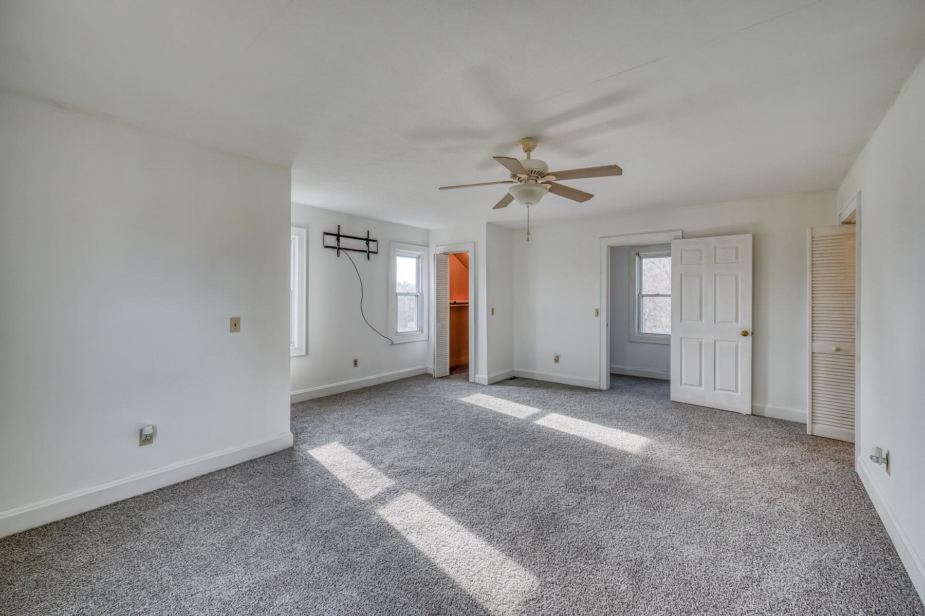 130 Crossway Road Bristol, VA 24201 - Photo 38 of 50 130 Crossway Rd 38