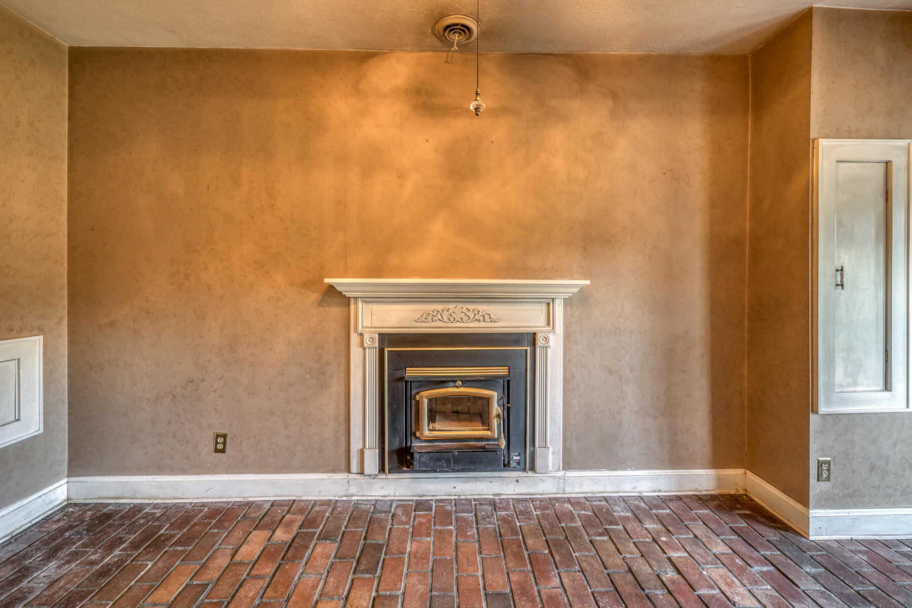 130 Crossway Road Bristol, VA 24201 - Photo 6 of 50 130 Crossway Rd 6