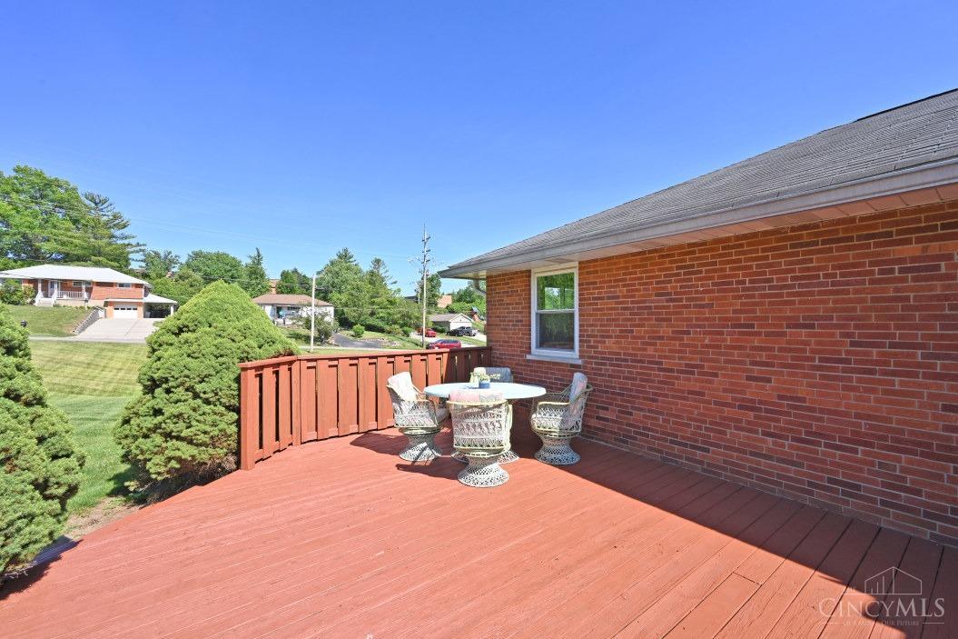 6712 Hearne Road Cincinnati, OH 45248 - Photo 40 of 51
