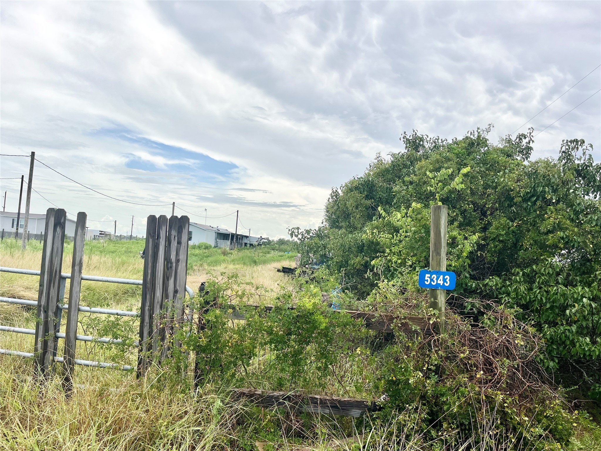 5343 Mieth Road Sealy, TX 77474 - Photo 2 of 5