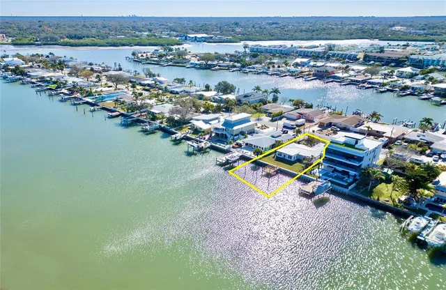 $850,000 | 322 La Hacienda Drive, Indian Rocks Beach, FL 33785