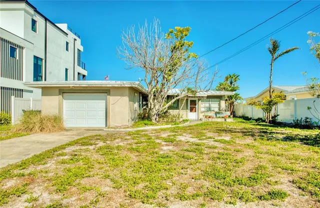 $850,000 | 322 La Hacienda Drive, Indian Rocks Beach, FL 33785